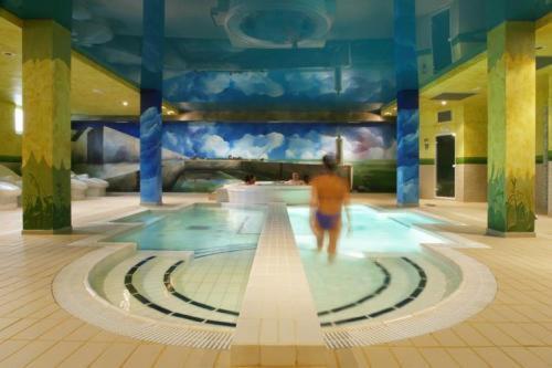 Silken Spa La Hacienda De Don Juan يانس المظهر الخارجي الصورة