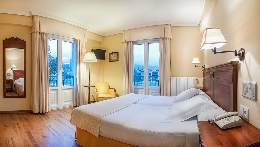 Silken Spa La Hacienda De Don Juan يانس المظهر الخارجي الصورة